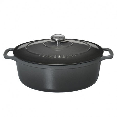 Oval casserole