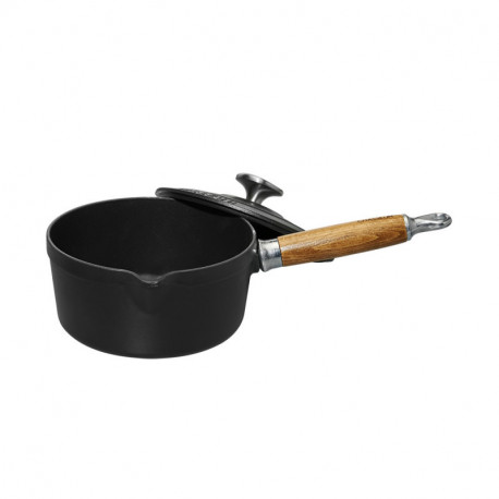 Saucepans with lids Saucepans with lids