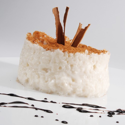 Creamy rice pudding with cinnamon and mascarpone